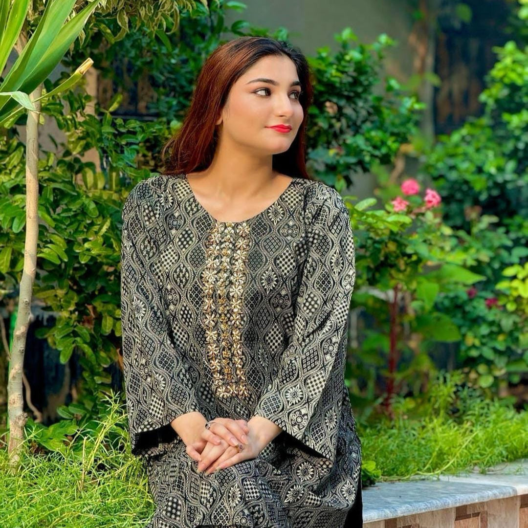 Versatile Black Printed Linen Suit – Perfect for Every Occasion
