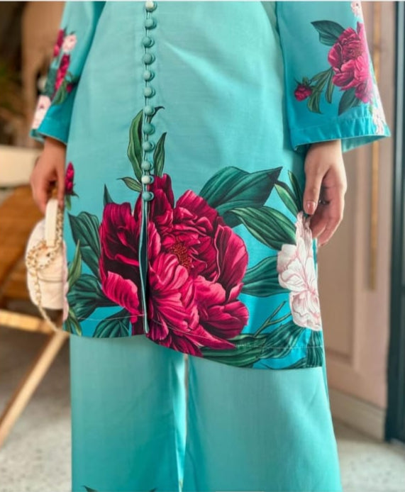 Veronica Replica 2-Piece Suit – Elegant & Stylish
