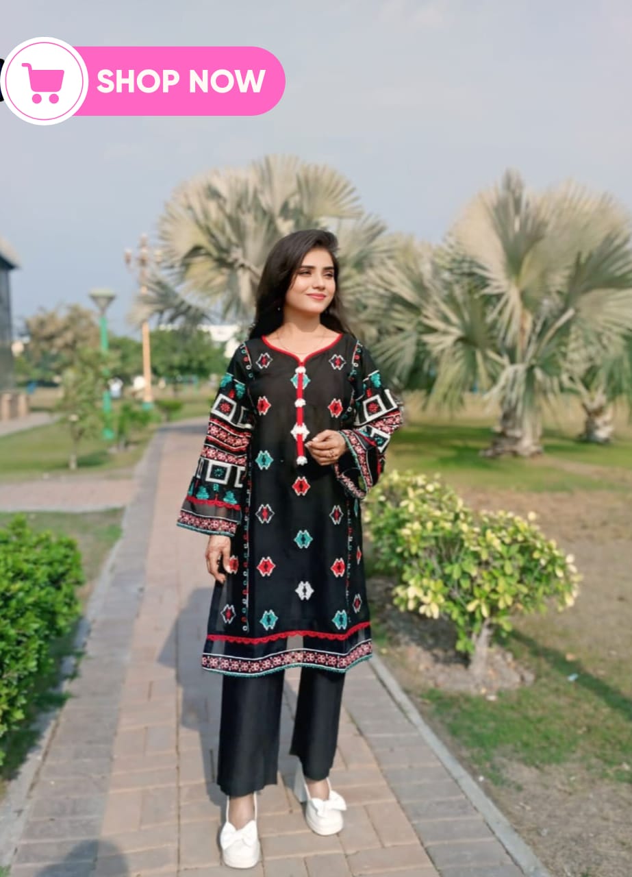 Embroidered Kurti with Trouser – Stylish & Comfortable