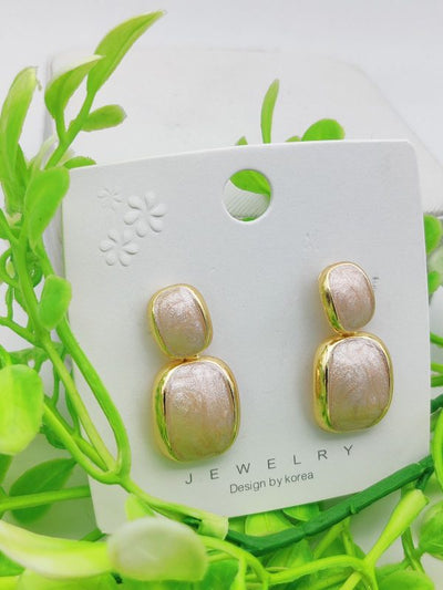 Elegant Dual-Tone Rectangular Drop Earrings – Trendy Statement Jewelry