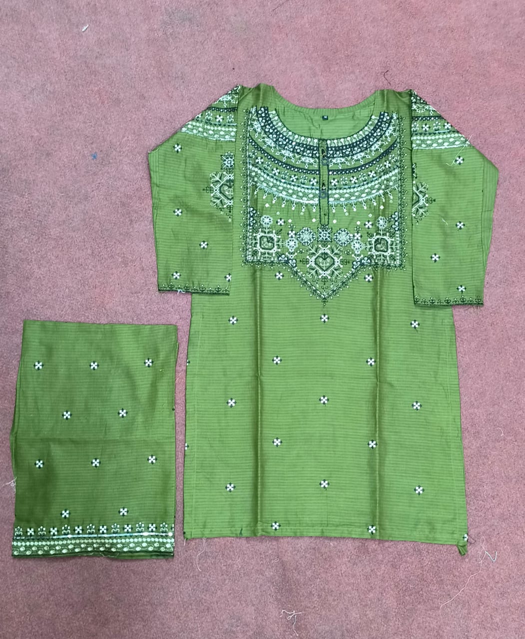 Elegant Hand-Embroidered Cotton Kurti with Dupatta – Traditional & Stylish